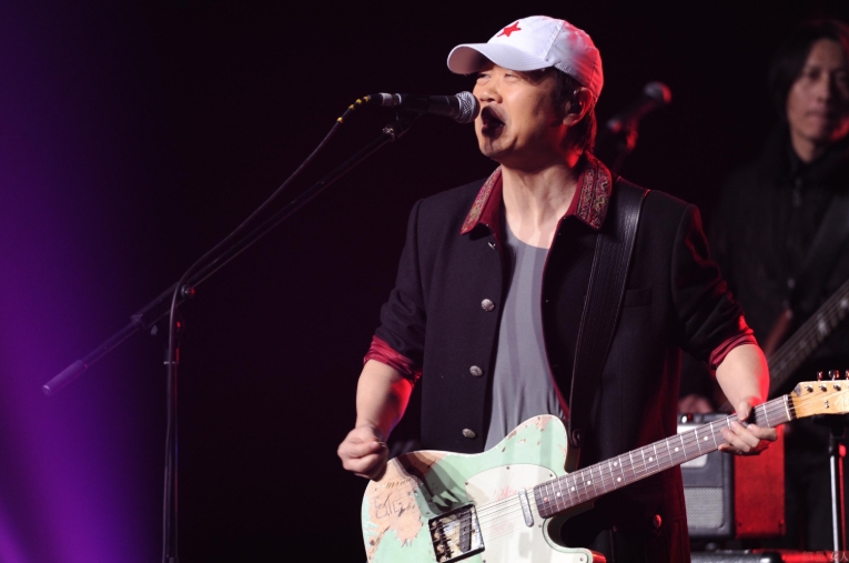 崔健《一块红布》无损音乐格式FLAC/APE/WAV下载-无损音乐源