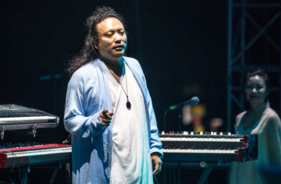 经典歌曲专辑《李志辉作品精选集 限量珍藏版》整轨无损2CDFLAC/APE/WAV无损音乐格式下载-无损音乐源