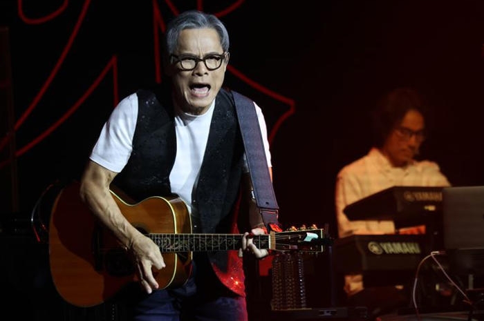 罗大佑电影《阿郎的故事》国语版主题曲《恋曲1990》[FLAC格式]-无损音乐源