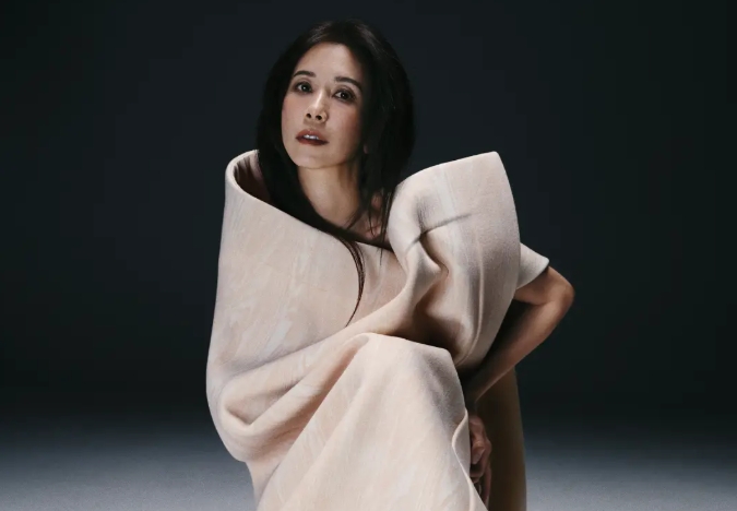 莫文蔚《阴天（live）》无损音乐格式FLAC/APE/WAV下载-无损音乐源