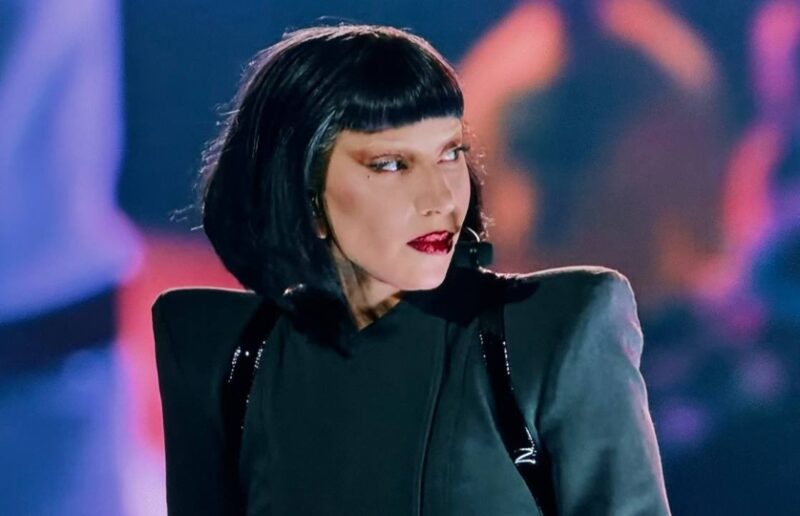 Lady Gaga感同身受《Dance In The Dark》[FLAC格式]-无损音乐源