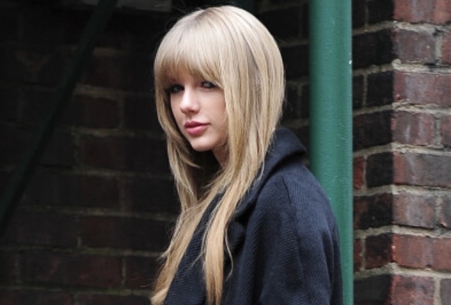 Taylor Swift分手后的道歉《Back To December》[FLAC格式]-无损音乐源