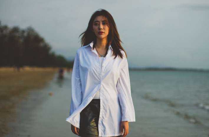 曲肖冰《天亮以前说再见》[FLAC格式]-无损音乐源