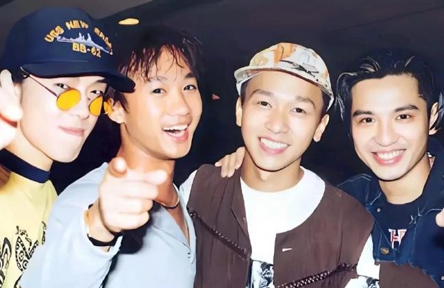 Beyond《谁伴我闯荡》无损音乐格式FLAC/APE/WAV下载-无损音乐源