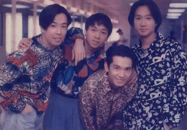 中国香港殿堂级摇滚乐队Beyond的一首音乐作品《午夜怨曲》[FLAC格式]-无损音乐源