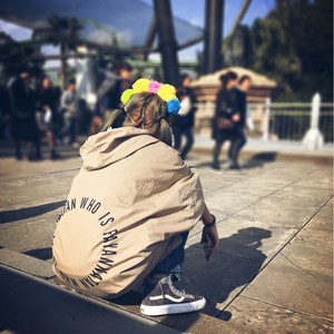 花粥《我抬头一看满街都是单身的狗》Flac/MP3格式 无损音乐下载-无损音乐源